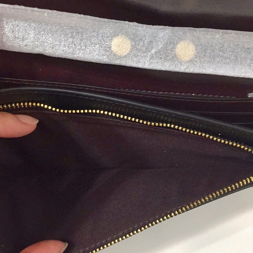 -SOLD- Coach Crossbody Clutch - Picture 5 of 8